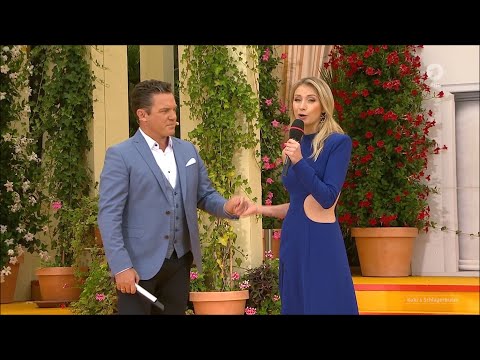Anna-Carina Woitschack - Überraschung für Stefan Mross (19.09.21 - Immer wieder Sonntags)
