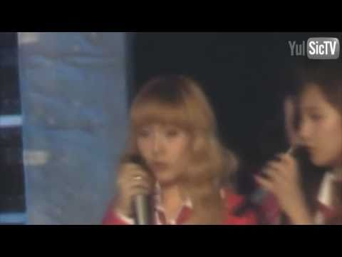 SNSD Yulsic 율싴 Fancam Moment #65- YulSic Mic Test