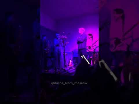 Lauren Ruth Ward Instagram Stories 04/03/2019