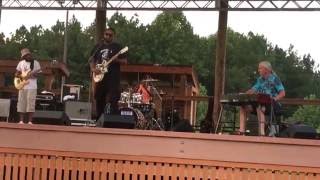 Jarekus Singleton- Gonna Let Go-Whitewater 8/18/16