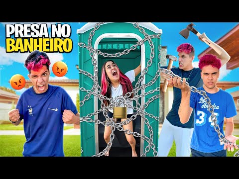 TRANCAMOS A EMILLY DENTRO DE UM BANHEIRO QUÍMICO *a maior trolagem