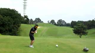 preview picture of video 'Mr.Huahuaben's golf swing at Tokyo Kokusai golf club'