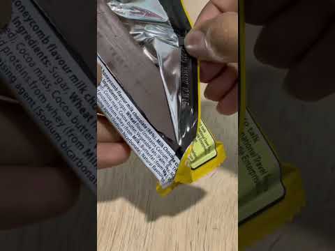 Honeycomb flavored KitKat 😍🍫 #asmr #chocolate #food #tiktok #satisfying #unboxing #sweet #snack