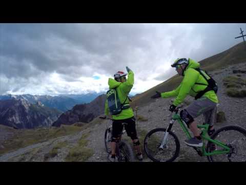 download lagu mp3 mp4 Grande Traverse Des Hautes Alpes, download lagu Grande Traverse Des Hautes Alpes gratis, unduh video klip Grande Traverse Des Hautes Alpes