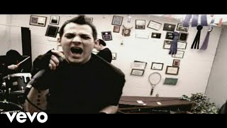 Download lagu Good Charlotte - The Young & the Hopeless mp3