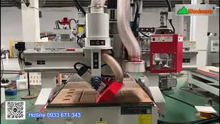Máy CNC trung tâm lưỡi cưa xoay các góc độ Woodmaster