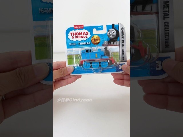 Vídeo relacionado con Thomas & Friends by Fisher-Price Collectible Toy Train, Small Die-Cast Mattel 80th Engine with Premium Deco & 2 Stock Cars with Red Crystal Cargo