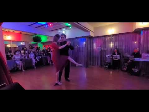  Gustavo Lin  and  Catarina Chung  are  dancing  to  the  tango  "  Quién sos  "  by  Orquesta Típica Misteriosa Buenos Aires  in  2022