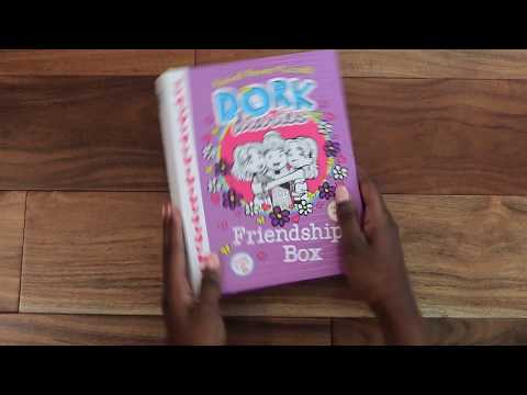 Dork Diaries Friendship Box - Unboxing