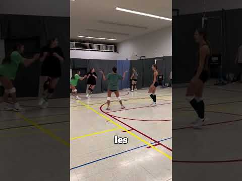 Entrenaron voleibol sin ver el balón  😱