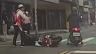 【車禍影片】緣分讓三寶相遇（2025.12.12 桃園市桃園區民生路