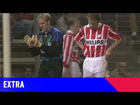 Extra • Adri van Tiggelen • Defending • PSV - Fortuna Sittard (07-11-1992)
