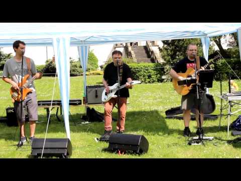 ŽIVÁ HUBA - Vlak co nikde nestaví