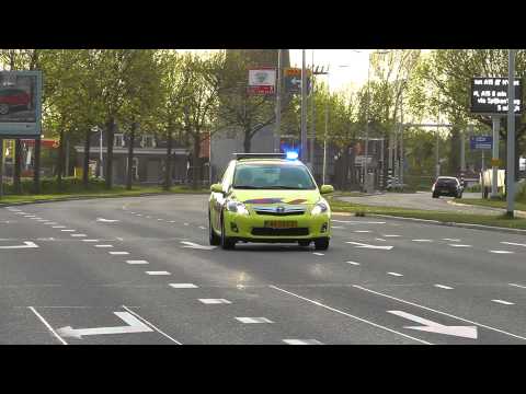 Dienstauto 17-203 met spoed onderweg naar melding