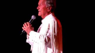 Pat Boone sings &quot;Love Letters in the Sand&quot; April 2009