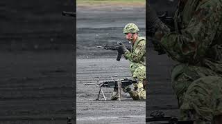 陸自　ミニミ射撃！