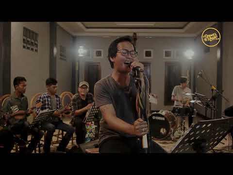 Menemukanmu - Seventeen | Pandika Kamajaya Feat Dapur Music Project Live Cover