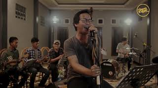Download lagu Menemukanmu - Seventeen | Pandika Kamajaya Feat Dapur Music Project Live Cover mp3 Download lagu Menemukanmu - Seventeen | Pandika Kamajaya Feat Dapur Music Project Live Cover mp3
