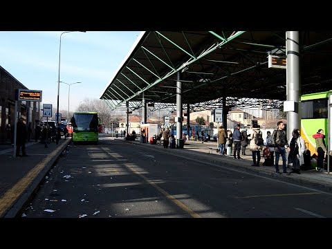Автовокзал Lampugnano в Милане