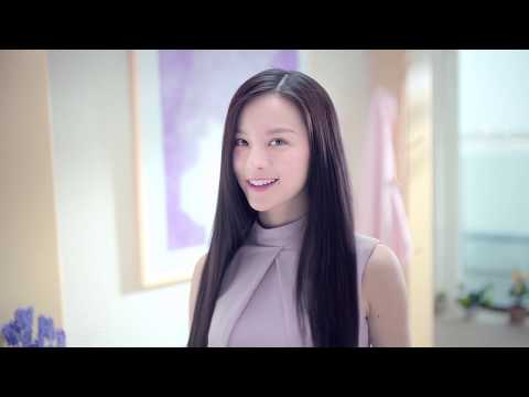 Philips „StyleCare Essential“ Šildomas tiesinimo šepetys BHH880/00 video