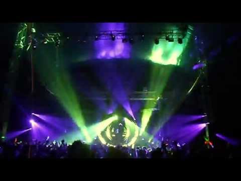 Sub Focus - Falling Down VIP LIVE!