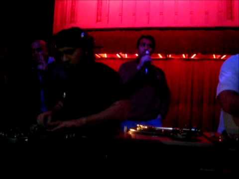 Skratch Lounge - 2011-12-01 - DJ Tre & DJ Shmix (Part 1).wmv