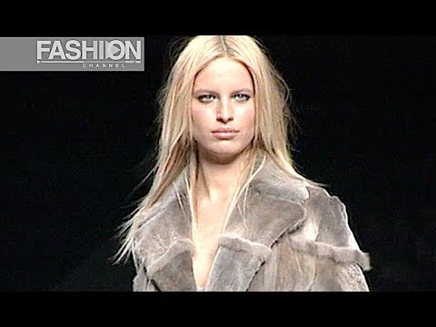 MAX MARA Fall 2003 2004 Milan - Fashion Channel