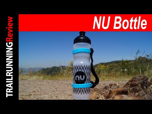 Vídeo relacionado con Hy-Pro Botella de plástico con licencia oficial del Real Madrid CF de 750 ml, botella de agua, 0,75 L, reutilizable, boquilla retráctil, ligera, botella deportiva, sin BPA, gran idea de regalo de