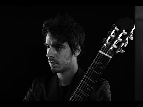 Mak Grgic performs Luciano Berio: Sequenza XI for Guitar