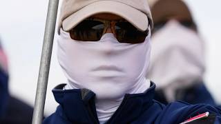 Máscaras e Simbolismo: A Verdade sobre a Patriot Front