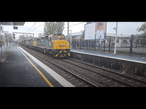 03/03/22 AR03 passing Pennant Hills