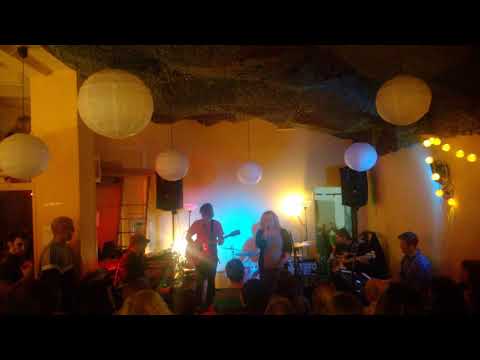 Sto kroků samoty - Jarret