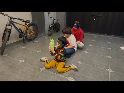 Today We Played Water Bottle Challenge With Blind Fold 🤹🏻 Funny Challenge 🎉 | Rida Naqqash Extra