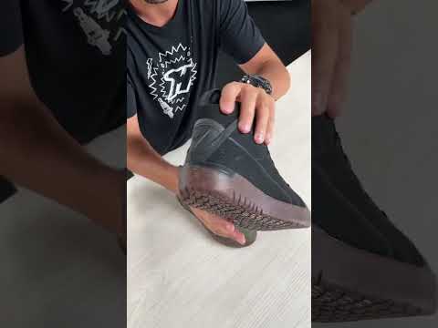 Botas DAINESE de corte URBANO 🤫 #dainese
