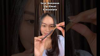 Download lagu Tips Lip Combo yang membuat bibir terlihat lebih bervolume! 💋 #ivangunawan mp3