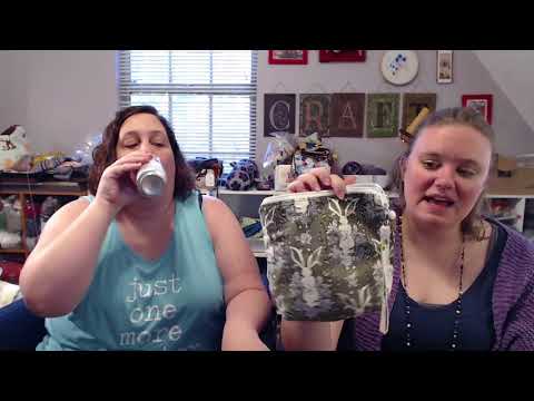 TheKnitGirllls Ep399 - Walk Funny
