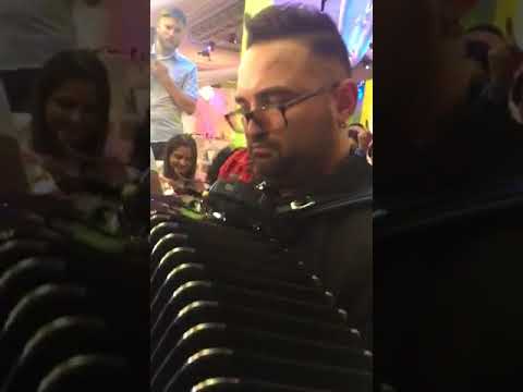 Jelena Markovic LIWE 2018 evo kako je pevala za florin salam