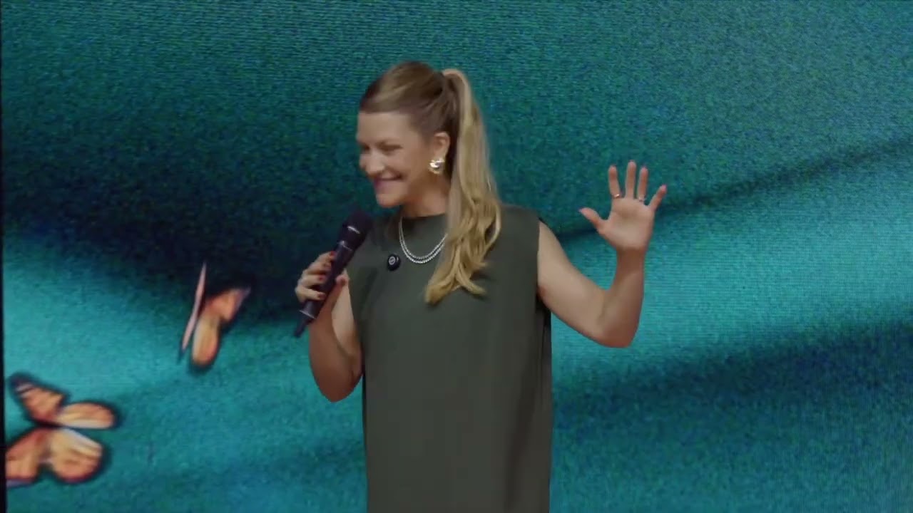 Junia Hayashi | PAZ WOMAN CONFERENCE 2024