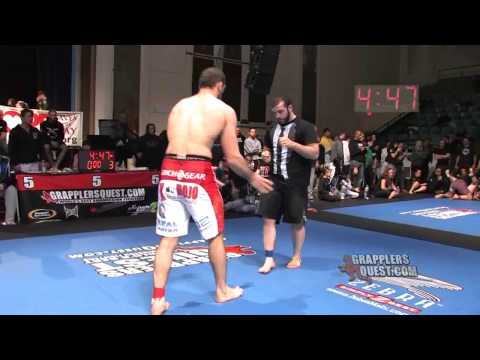SUBMISSION! Adlan Amagov vs DJ Naccarato Grapplers Quest Asbury Park 2011