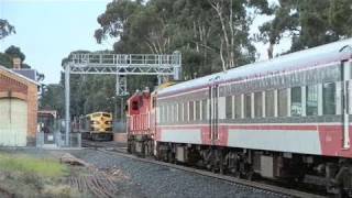 preview picture of video 'V/Line Passenger train and freight train at Kangaroo Flat.  Sat 19/03/11'