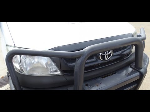05-15 Toyota Hilux factory steel Breaker Bullbar - fitting or removing. Parts you need & how to fit