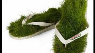 Grazing in the Grass - Hugh Masekela (excellent audio)