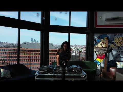 REALM Mix 006 | Salomé Le Chat