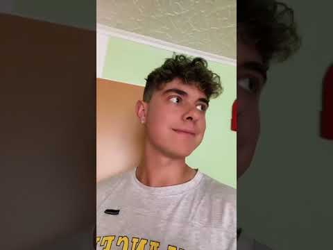 Wenn man eine heiße Nachhilfelehrerin hat | Jonas Ems #Shorts