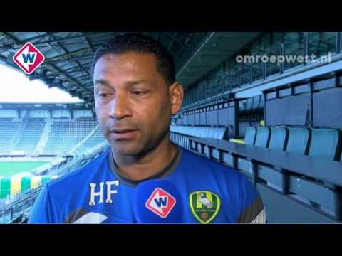 ADO-trainer Henk Fraser blikt vooruit op ADO Den Haag - AZ