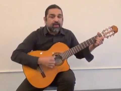 Francisco Herrera sings Todavia Cantamos de Victor Heredia
