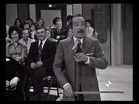 'A serenata a Mast'Achille - Nino Taranto (da ''Tanto piacere'', 1975)