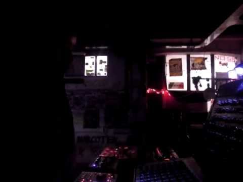 last 20min of  25eme dimension live set Genova squat 19-05-12