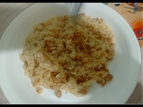 Arroz misturado com feijão