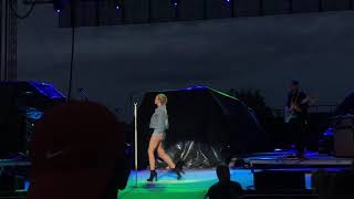 Messy - Danielle Bradbery Springfield IL State Fair 08/16/2018